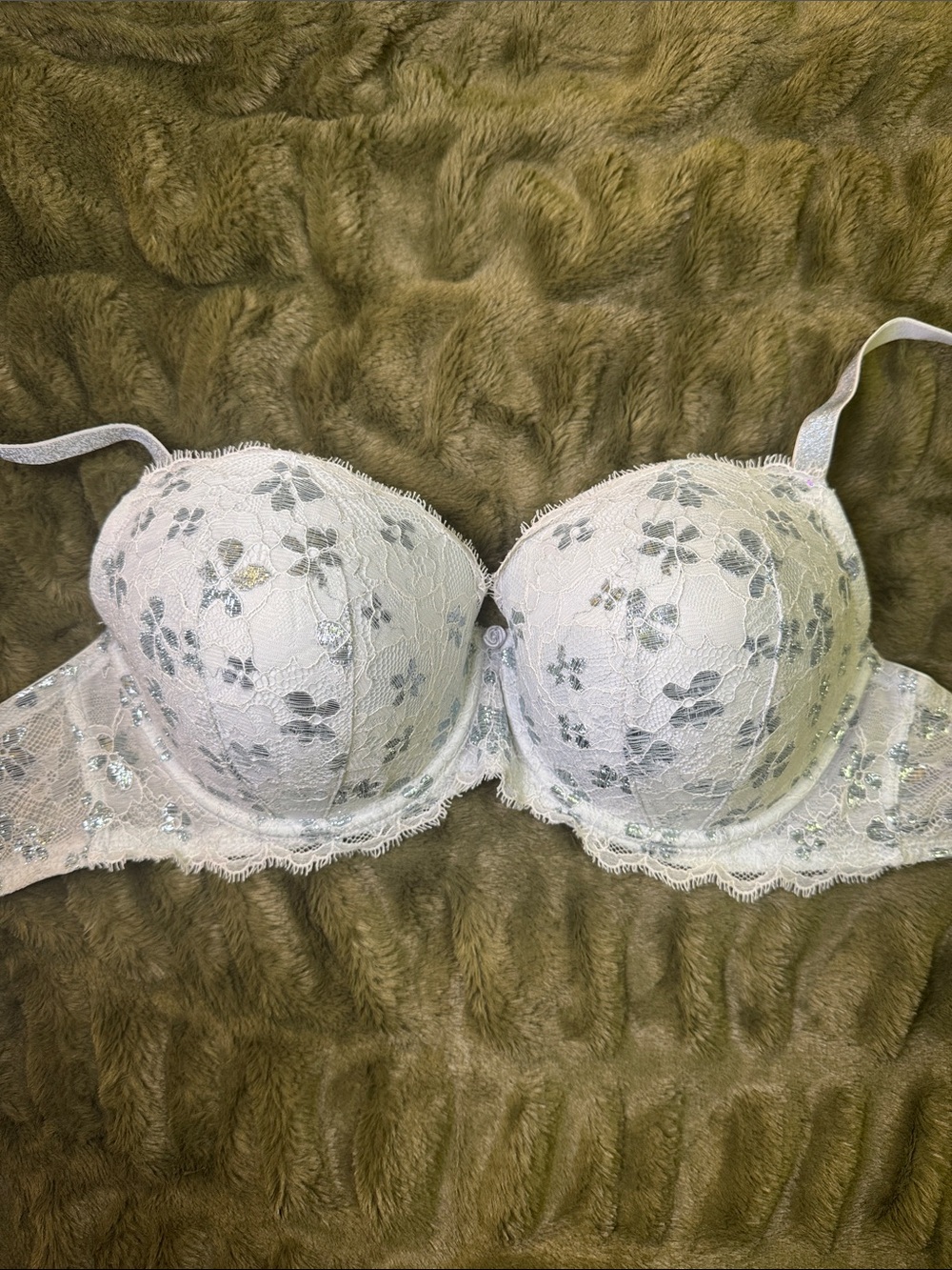 Victoria's Secret Light Blue Lace Dream Angels Demi Bra with Floral Accents